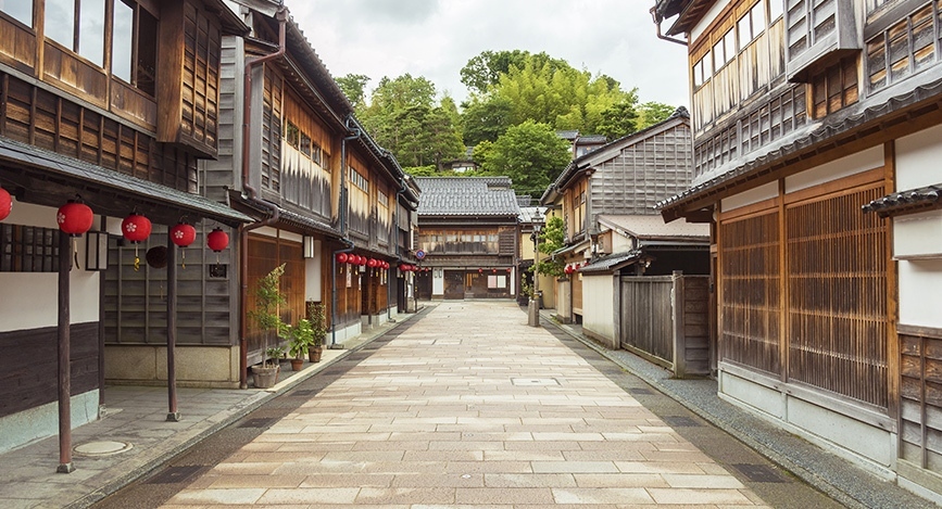 Kanazawa : à Higashi Chaya, les maisons de geishas face au défi du tourisme durable